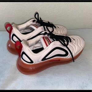 Women’s Air Max 720